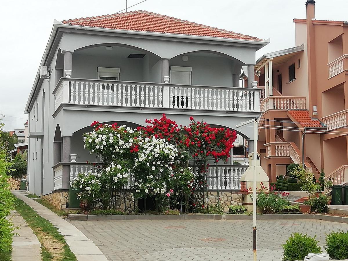 Apartmani Kod Rade Пакоштане Екстер'єр фото